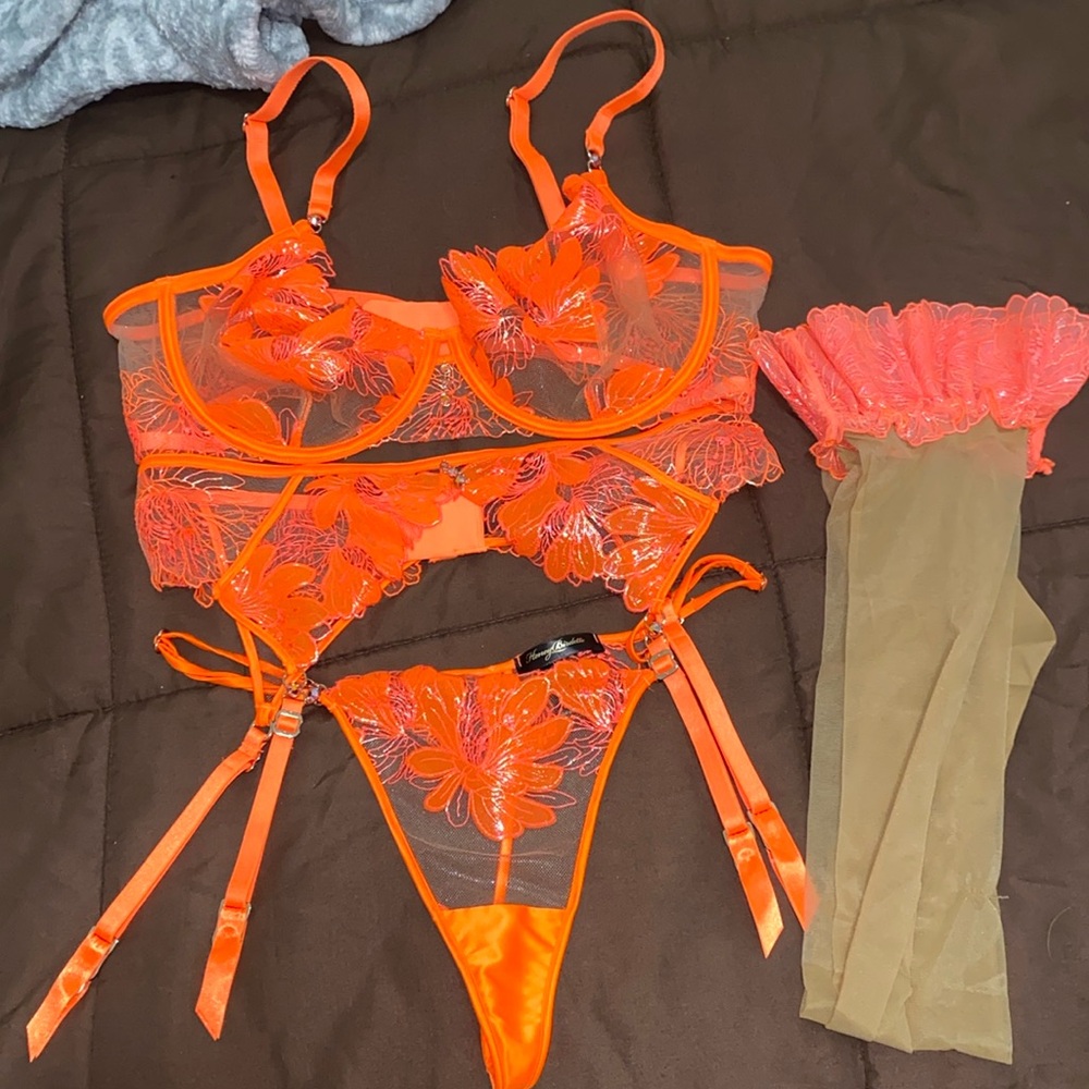 BRITT FULL SET